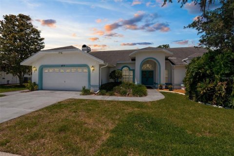 House in Spring Hill, Florida 4 bedrooms, 223.8 sq.m. № 1732581 - photo 2