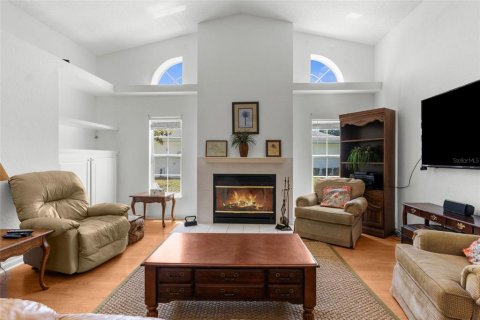 House in Spring Hill, Florida 4 bedrooms, 223.8 sq.m. № 1732581 - photo 9