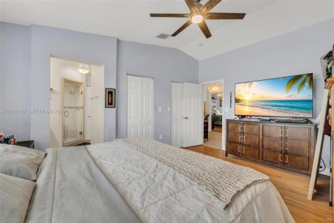 Townhouse in Miami, Florida 3 bedrooms, 152.73 sq.m. № 2075058 - photo 21