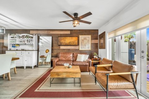 Townhouse in Miami, Florida 3 bedrooms, 152.73 sq.m. № 2075058 - photo 6