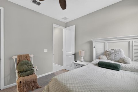 House in Tavares, Florida 4 bedrooms, 190.73 sq.m. № 2230560 - photo 26