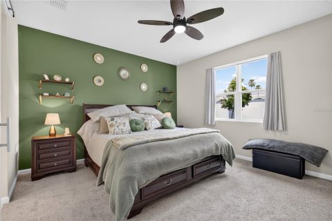House in Tavares, Florida 4 bedrooms, 190.73 sq.m. № 2230560 - photo 12