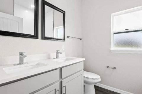 Casa en venta en New Smyrna Beach, Florida, 4 dormitorios, 178.93 m2 № 1639846 - foto 13