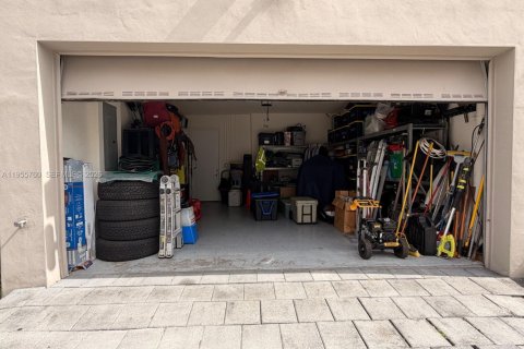 Adosado en venta en Doral, Florida, 3 dormitorios, 179.49 m2 № 2022204 - foto 28