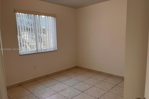 Appartement à louer à Miami, Floride: 2 chambres, 1707.17 m2 № 1982751 - photo 22