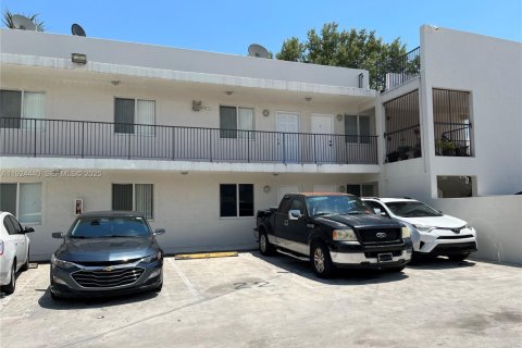 Appartement à louer à Miami, Floride: 2 chambres, 1707.17 m2 № 1982751 - photo 26