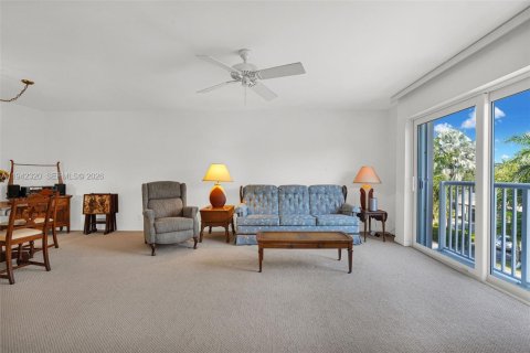 Copropriété à vendre à Fort Lauderdale, Floride: 2 chambres, 118.91 m2 № 1999204 - photo 28