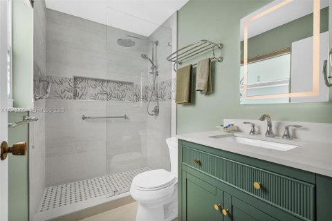 Copropriété à vendre à Fort Lauderdale, Floride: 2 chambres, 118.91 m2 № 1999204 - photo 6