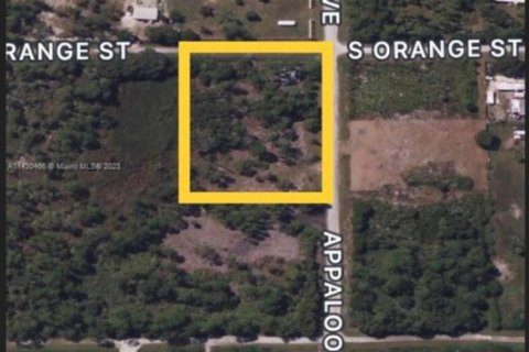 Land in Clewiston, Florida № 1007741 - photo 1