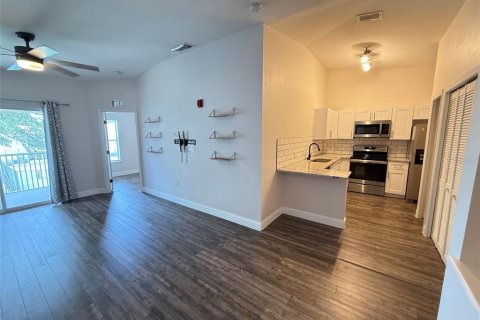 Condominio en alquiler en Kissimmee, Florida, 3 dormitorios, 113.53 m2 № 2148918 - foto 2