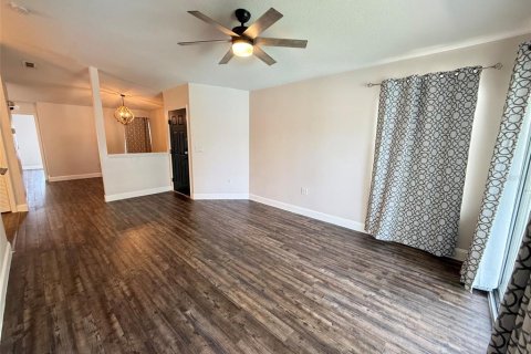 Condominio en alquiler en Kissimmee, Florida, 3 dormitorios, 113.53 m2 № 2148918 - foto 4