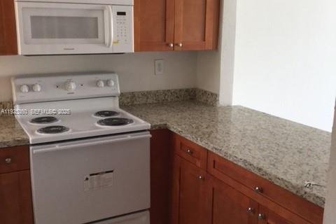 Купить кондоминиум в Хайалиа, Флорида 2 спальни, 95.13м2, № 1984358 - фото 3