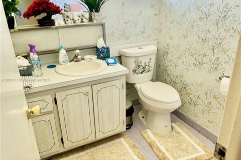 Copropriété à vendre à Hallandale Beach, Floride: 1 chambre, 78.69 m2 № 1942968 - photo 6