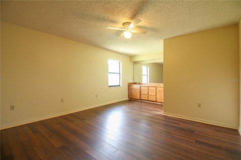 Apartamento en alquiler en Lakeland, Florida, 3 dormitorios, 127.09 m2 № 1880533 - foto 9