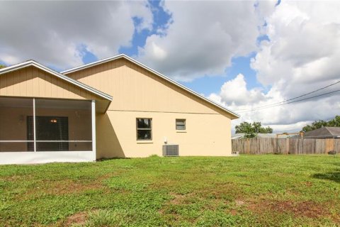 Apartamento en alquiler en Lakeland, Florida, 3 dormitorios, 127.09 m2 № 1880533 - foto 16
