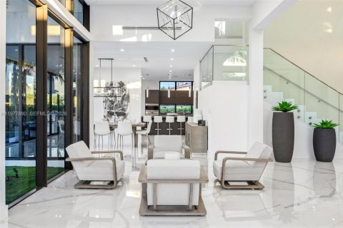Villa ou maison à louer à North Miami Beach, Floride: 6 chambres, 529.54 m2 № 2175087 - photo 19