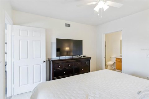 Condominio en alquiler en Sarasota, Florida, 2 dormitorios, 98.29 m2 № 1871147 - foto 24