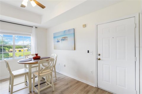 Condominio en alquiler en Sarasota, Florida, 2 dormitorios, 98.29 m2 № 1871147 - foto 15