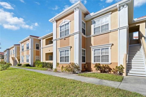Condominio en alquiler en Sarasota, Florida, 2 dormitorios, 98.29 m2 № 1871147 - foto 3