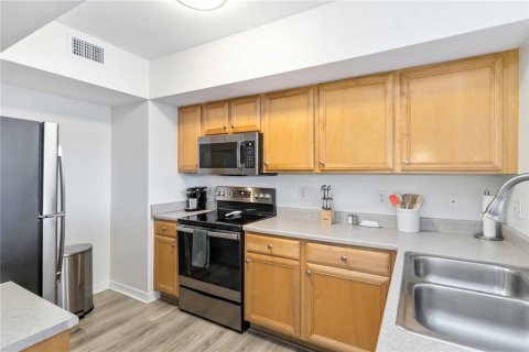 Condominio en alquiler en Sarasota, Florida, 2 dormitorios, 98.29 m2 № 1871147 - foto 16