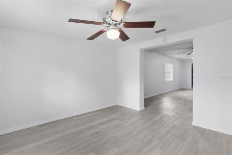 Casa en venta en Mount Plymouth, Florida, 3 dormitorios, 111.48 m2 № 2386701 - foto 19