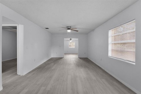 Casa en venta en Mount Plymouth, Florida, 3 dormitorios, 111.48 m2 № 2386701 - foto 25