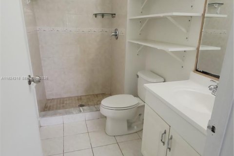 Condominio en venta en Miami, Florida, 2 dormitorios, 69.68 m2 № 1982419 - foto 11