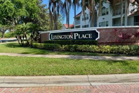 Condo in Orlando, Florida, 1 bedroom  № 1785309 - photo 2
