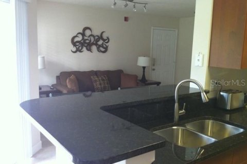 Condo in Orlando, Florida, 1 bedroom  № 1785309 - photo 12