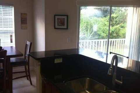 Condo in Orlando, Florida, 1 bedroom  № 1785309 - photo 13