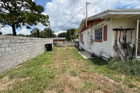 Casa en venta en St. Lucie, Florida, 3 dormitorios, 145.76 m2 № 1872364 - foto 6
