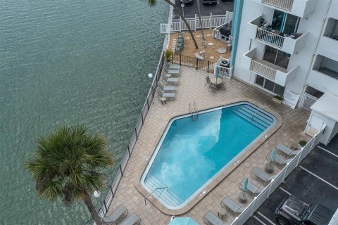 Copropriété à vendre à Treasure Island, Floride: 2 chambres, 98.01 m2 № 2225572 - photo 23