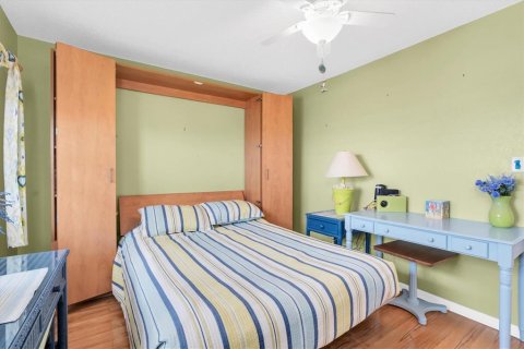 Copropriété à vendre à Treasure Island, Floride: 2 chambres, 98.01 m2 № 2225572 - photo 18