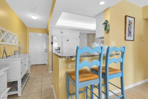 Copropriété à vendre à Treasure Island, Floride: 2 chambres, 98.01 m2 № 2225572 - photo 10