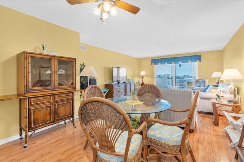 Copropriété à vendre à Treasure Island, Floride: 2 chambres, 98.01 m2 № 2225572 - photo 8