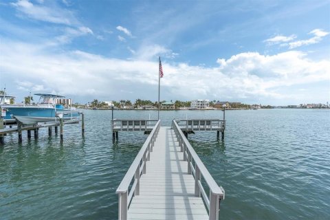 Copropriété à vendre à Treasure Island, Floride: 2 chambres, 98.01 m2 № 2225572 - photo 26