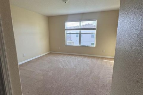 Townhouse in Winter Garden, Florida 3 bedrooms, 178 sq.m. № 1901456 - photo 20