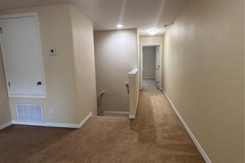 Townhouse in Winter Garden, Florida 3 bedrooms, 178 sq.m. № 1901456 - photo 25