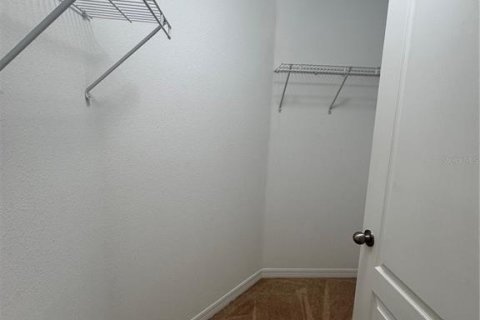 Townhouse in Winter Garden, Florida 3 bedrooms, 178 sq.m. № 1901456 - photo 21