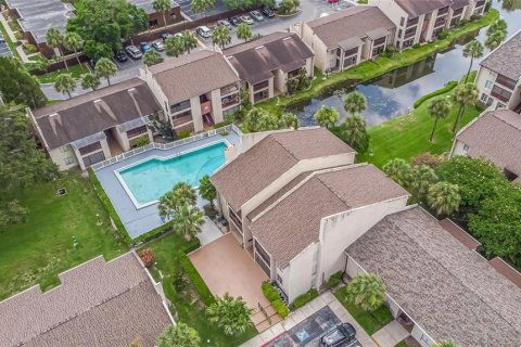 Condo in Tampa, Florida, 1 bedroom  № 1919205 - photo 17