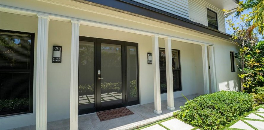 Villa ou maison à Fort Lauderdale, Floride 5 chambres, 384.15 m2 № 747996