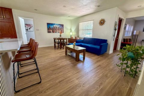 Villa ou maison à vendre à Orlando, Floride: 3 chambres, 154.4 m2 № 2204127 - photo 5