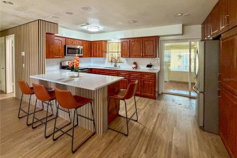 Villa ou maison à vendre à Orlando, Floride: 3 chambres, 154.4 m2 № 2204127 - photo 3