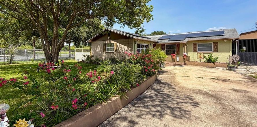 Villa ou maison à Orlando, Floride 3 chambres, 154.4 m2 № 2204127