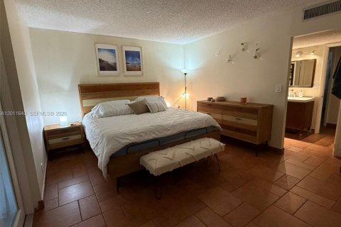Apartment in Aventura, Florida 3 bedrooms, 108.7 sq.m. № 2075342 - photo 9