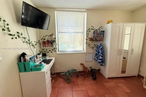Apartment in Aventura, Florida 3 bedrooms, 108.7 sq.m. № 2075342 - photo 16