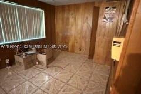 Casa en venta en North Miami, Florida, 3 dormitorios, 160.35 m2 № 1946683 - foto 8