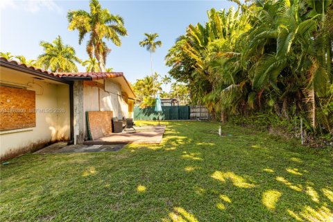 Terreno en venta en Miami Beach, Florida № 2030811 - foto 20