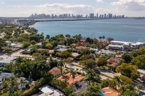 Terreno en venta en Miami Beach, Florida № 2030811 - foto 26