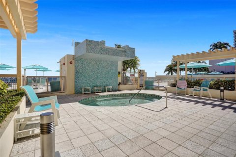 Copropriété à louer à Hollywood, Floride: 1 chambre, 69.21 m2 № 1985303 - photo 22